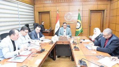 الدقهلية تبحث زيادة الموارد من الإعلانات وكيفية الاستفادة منها