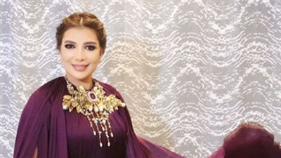 أصالة نصري تعود لعمر العشرين بمكياج ناعم (صور)