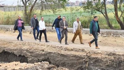 محافظ الغربية يتابع رصف محور المعامل وتطوير كورنيش الغفران