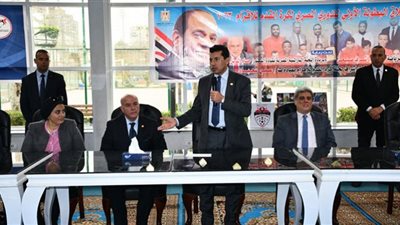 وزير الرياضة يفتتح أول دورى لكرة القدم لقصار القامة بمركز شباب الجزيرة