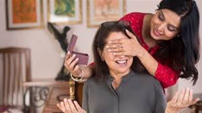 عيد الأم.. مظاهر مختلفة للإحتفال بالمناسبة في دول العالم