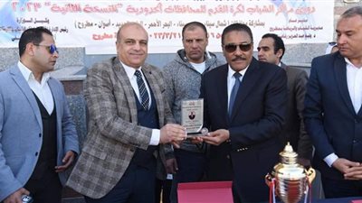 وزير الرياضة يهنئ مركز شباب العُميد بعد تتويجه بدوري المحافظات الحدودية