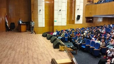 ورشة عمل لرفع كفاءة مديرى مراكز إصدار التراخيص والمراكز التكنولوجية بالمحافظات