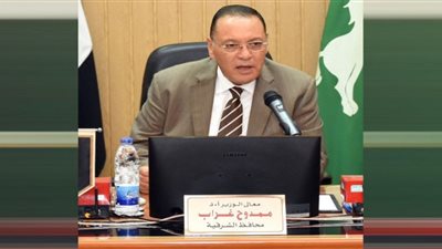 محافظ الشرقية يُتابع أعمال زراعة الأشجار المثمرة