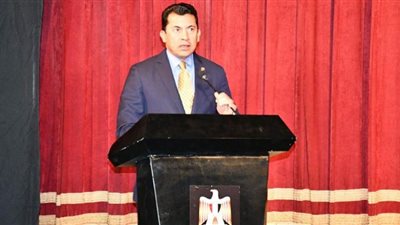 وزير الشباب والرياضة يشهد الحفل الختامي للنسخة التاسعة من مسابقة 