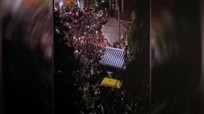 رؤية ميسي تتسبب في فوضى أمام مطعم بالأرجنتين | فيديو