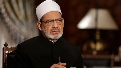 شيخ الأزهر يهنئ الرئيس السيسي والأمتين العربية والإسلامية بحلول رمضان