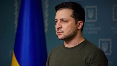 عاجل| زيلينسكي يتفقد خطوط المواجهة في باخموت