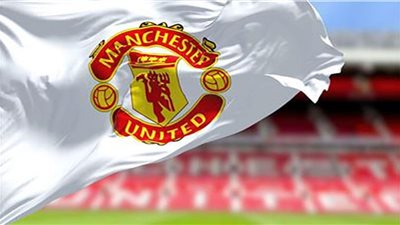 عرض فلكي لشراء مانشستر يونايتد