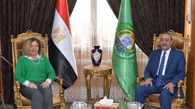 محافظ الإسماعيلية يستقبل رئيس المجلس القومي لحقوق الإنسان