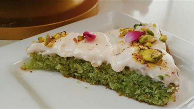 دون استغراق وقت| حضري أسهل طريقة لعمل بسبوسة بالفستق لسفرة رمضان