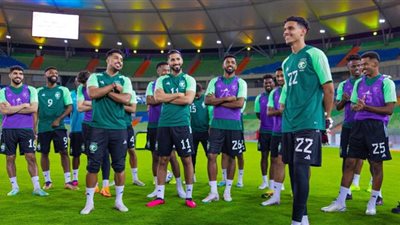 لاعبو منتخب السعودية يفاجئون الجمهور قبل مواجهة فنزويلا