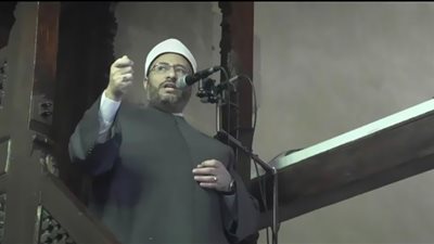 خطيب الجامع الأزهر: الاستجابة لمنهج الله هو الضمانة الحقيقية لمجتمع آمن مستقر