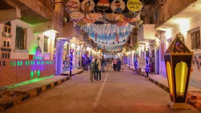 زينة رمضان وموائد الرحمن تزين شوارع الإسكندرية
