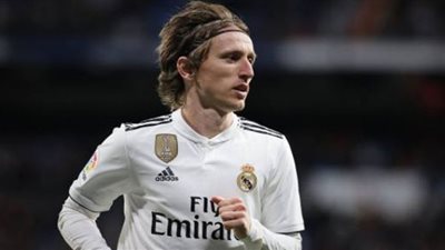 مودريتش يكشف موقفه من الرحيل عن ريال مدريد