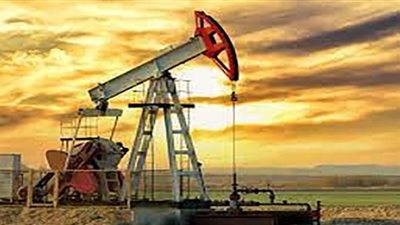 أسعار النفط تحقق مكاسب أسبوعية.. وبرنت بـ74.99 دولار