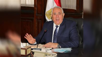 وزير الزراعة يبحث مع قيادات الوزارة الترتيبات النهائية للانتقال للعاصمة الإدارية