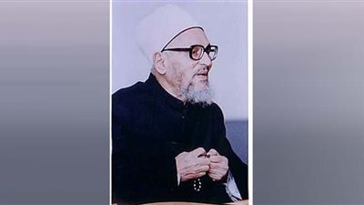 تسجيل نادر للشيخ عبدالحليم محمود عن القرآن.. فيديو
