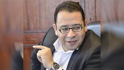 الطبيب المثالي.. ما لا تعرفه عن عمرو حسن مستشار وزير الصحة الجديد