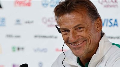 رينارد يستبعد ثلاثة لاعبين من معسكر المنتخب السعودي في جدة