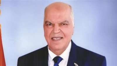 نقيب المعلمين يرحب بتحديد موعد بدء جلسات الحوار الوطنى