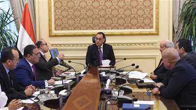 مودرن للتنمية يعرضون تأسيس صناديق استثمارية دولارية بعدد من القطاعات