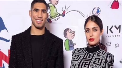 هبة عبوك زوجة حكيمي.. تعلن انفصالهما وتساند الضحية (شاهد)