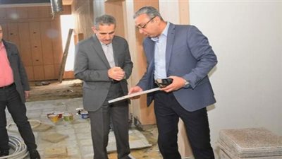 محافظ الغربية يتفقد مركز السيطرة للشبكة الوطنية