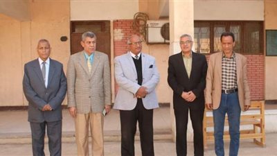 وكيل تعليم بنى سويف يفتح تحقيقًا للتقصير والإهمال في العمل بمدرسة إعدادية بالواسطى