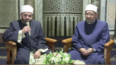 ملتقى الظهر بالجامع الأزهر يوضح أثر الصيام على الشباب
