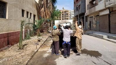 متابعة أعمال النظافة اليومية بحي ثان الإسماعيلية