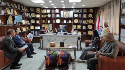 صحة الشرقية تناقشُ خطط العمل وتطوير المنافذ