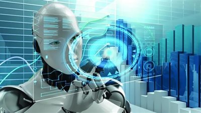 وزير الاتصالات يستعرض الهدف من مدينة مصر الرقمية