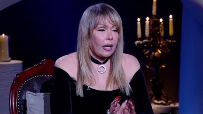 لوسي: مش خايفة أموت وأنا لابسة بدلة رقص.. زي بالطو الطبيب (فيديو)