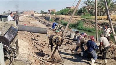 متابعة مشروعات الخطة الاستثمارية الجاري تنفيذها بطامية في الفيوم