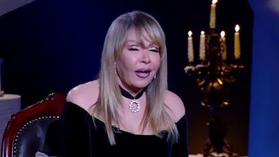 لوسي تروي كواليس مرعبة في 