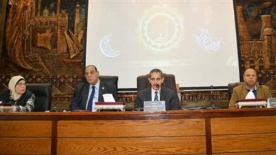 محافظ الغربية يترأس اجتماع القومي لتنمية الأسرة