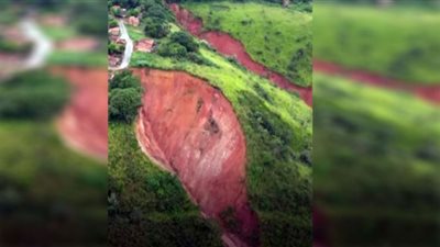 شقوق أرضية ضخمة تهدد بـ 