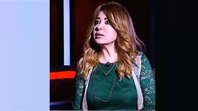 مادلين طبر تنصح المرأة بأن تعرف حدودها وتكون مطيعة (فيديو)
