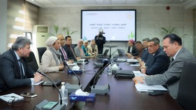 وزيرا البيئة والتنمية المحلية يستعرضان الموقف التنفيذي لمنظومة إدارة المخلفات