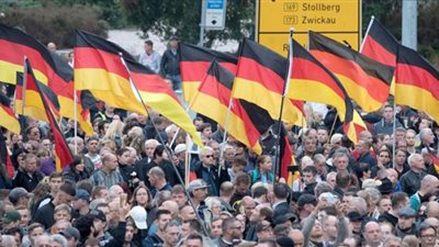 ألمانيا تتجاهل الاحتجاجات وتسلم أوكرانيا دبابات جديدة