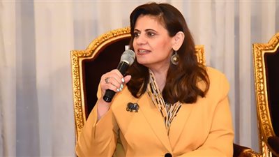 وزيرة الهجرة تصف الطلاب الدارسين بالخارج بالنواة الحقيقية لجيل مميز من شباب مصر