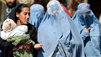 تضييق على نساء أفغانستان.. إغلاق محطة بسبب إذاعة الموسيقى