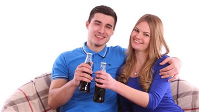 المشروبات الغازية والصحة الجنسية للرجال.. طبيب يكشف مفاجأة