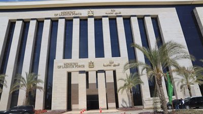 دورات تدريبية مجانية للشباب على 3 مهن بالأقصر