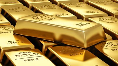 الذهب يتراجع وسط ترقب لرفع الفائدة