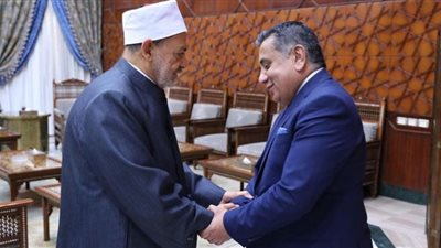 شيخ الأزهر: أنا مملوء بحب الإنسانية ومناصرة الفقير واتطلع إلى إقرار سلام عالمي