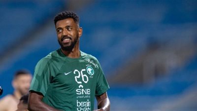 فحص طبي لتحديد موقف نجم الشباب من مباراة الهلال