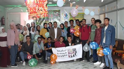 اتحاد طلاب جامعة طيبة التكنولوجية يحتفل بيوم اليتيم بالأقصر