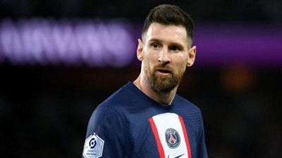 إغراءات برشلونة تتواصل لاستعادة الأسطورة 